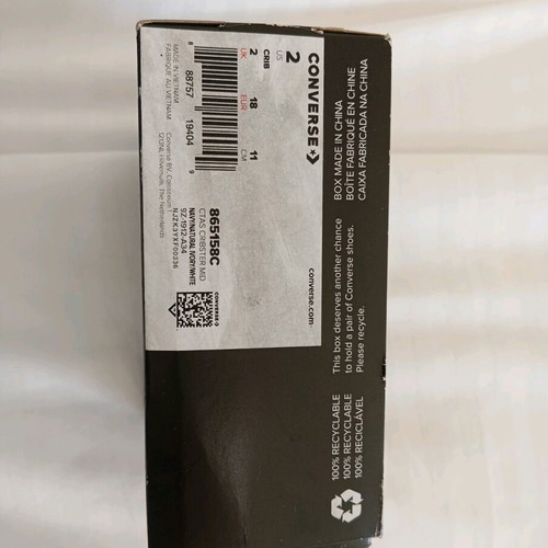 Converse παπούτσια αγκαλιάς σαν καινούργια με σκρατς, με το κουτί τους