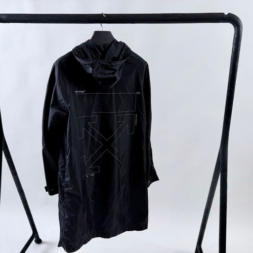 Off-White Unfinished Raincoat FW19 black, like new, size XS fits L