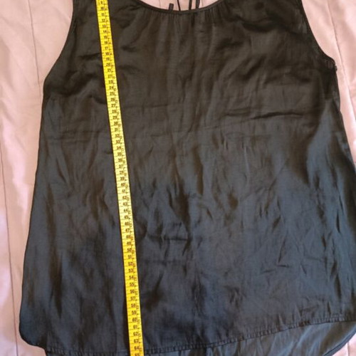 Black loose sleeveless top with back tie like new