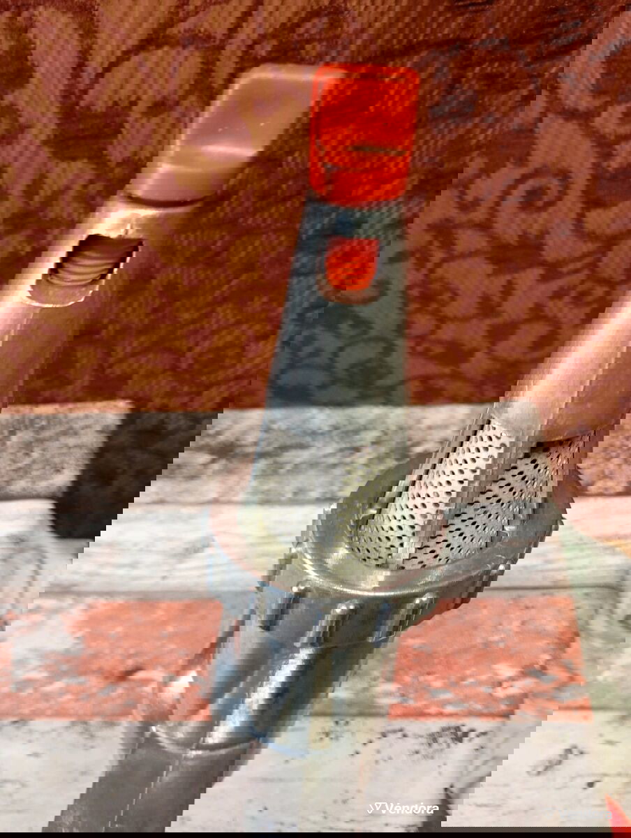 Αποχυμωτής χειροκίνητος μεταχειρισμένος για φρούτα και λαχανικά αλουμινίου € 15