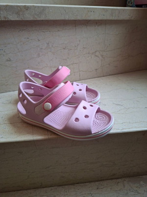 Crocs σαγιονάρες νούμερο 27-28 ροζ σαν καινούργιες