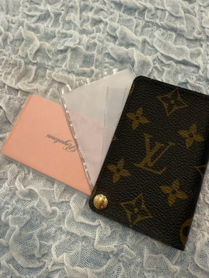 LV cardholder Louis Vuitton vintage like new, beige and brown