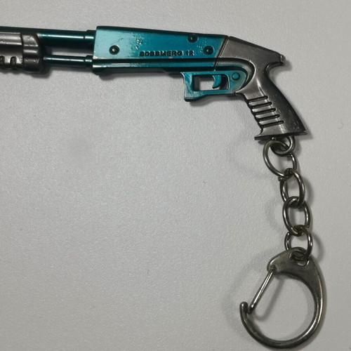 Bossmerg 12 pistol-shaped keychain used