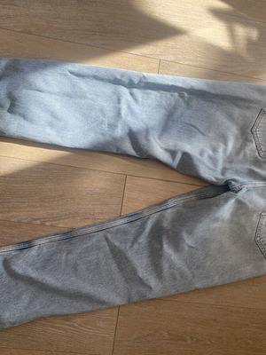 Zara men's light wash denim jeans straight fit new