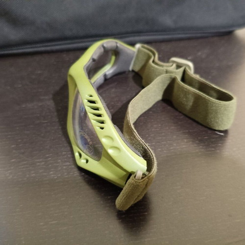 Airsoft goggles used in very good condition