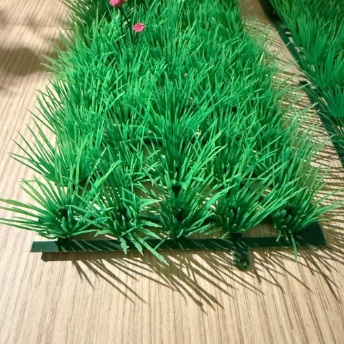 Grass like new, size 23 x 23 cm, set of 2 pieces