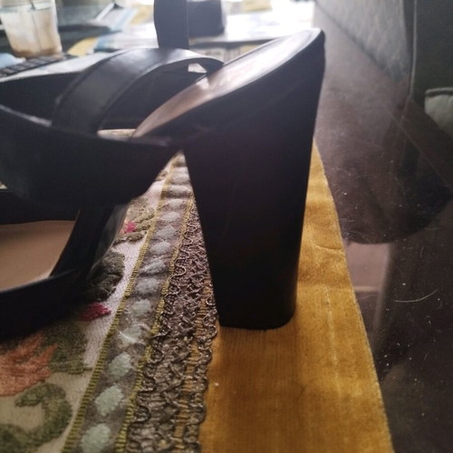 Black sandal like new, 11 cm heel, Greek brand, size 37