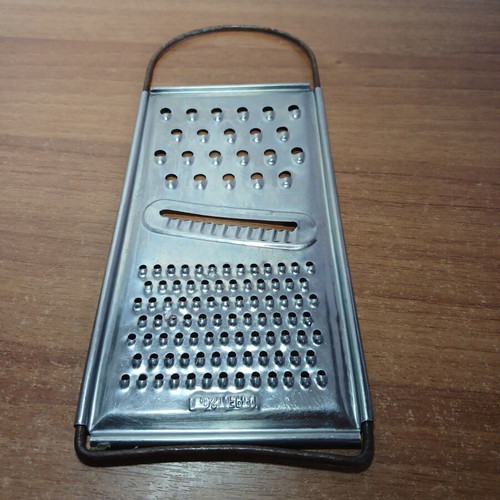 Vegetable grater used