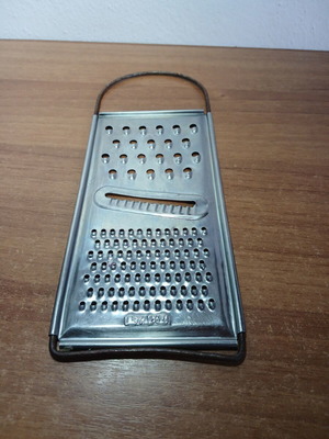 Vegetable grater used