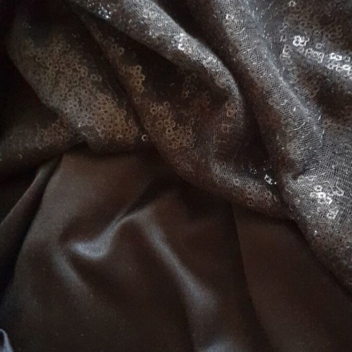 Black short-sleeve formal dress Zara like new with sequins and velvet collar