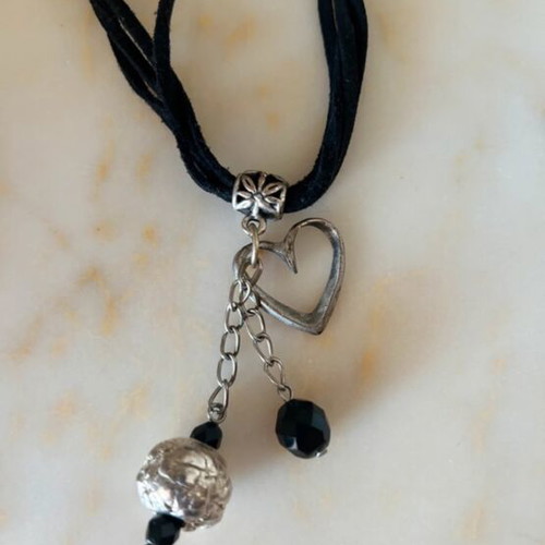 Choker necklace and long necklace like new, sold together