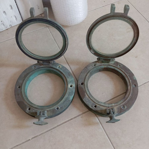 Authentic brass portholes 25cm like new, nautical antiques