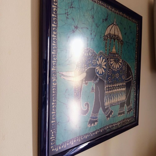 Authentic Batik Painting from Sri Lanka Elephant 45x45 cm like new