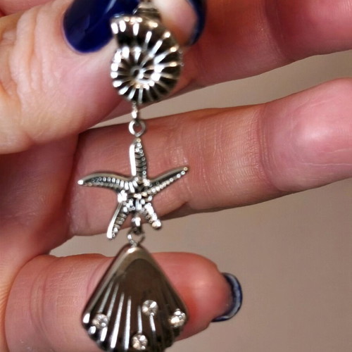 Silver earrings with shells and starfish like new