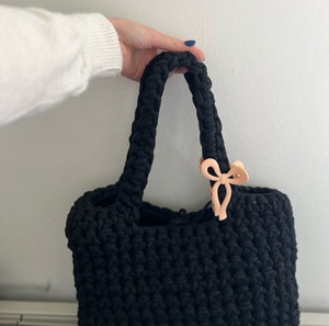 Crochet τσάντα μαύρη, κατόπιν παραγγελίας