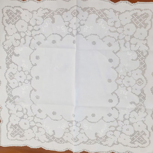 White machine-cut square 60×60cm new