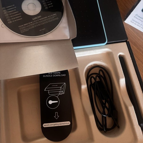 Wacom Intuos Mini Drawing Tablet like new