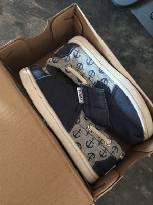 Toms kids' shoes, blue, size 21