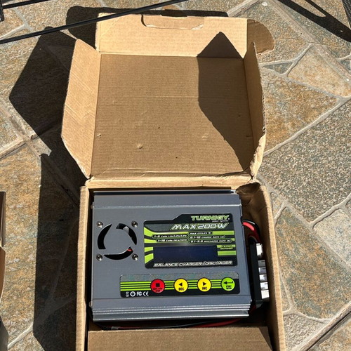 Trex 500 Rc Helicopter like new with digital remote and batteries