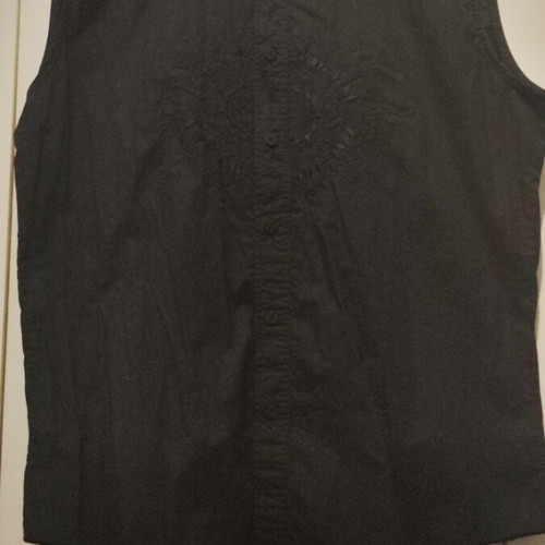 Harley Davidson sleeveless top XXL like new with embroidery