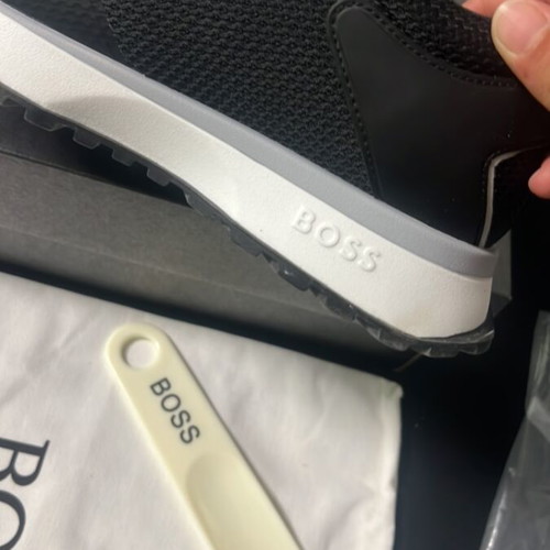 Hugo Boss men's black and white sneakers size 43