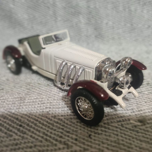Mercedes Benz SSKL 1930 metal miniature 1:43 New Ray