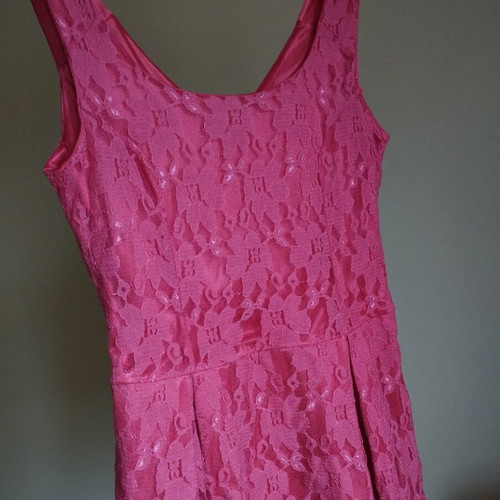 Vintage lace top used, coral to red, size M