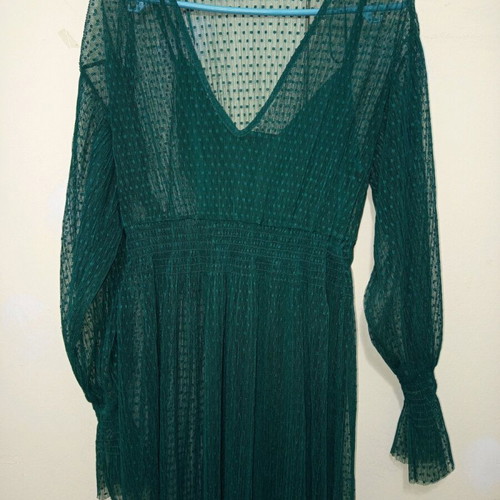 Zara dress like new in emerald color, size small
