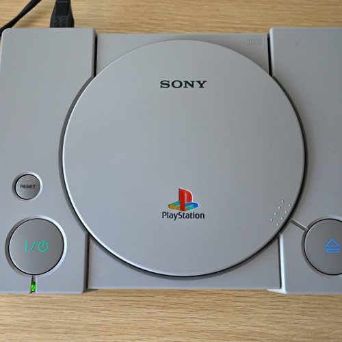 Sony PlayStation 1 SCPH-7002 Fat console used with 2 controllers and memory card