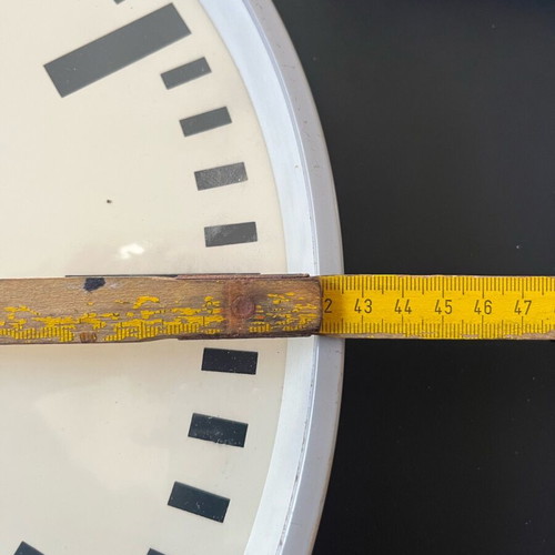 Siemens 220v wall clock analog used from 1960