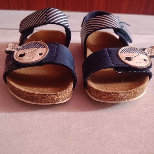 Garvalin boys' sandals used size 25 blue with pirate design