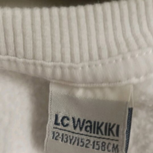 Lc Waikiki winter sweatshirt for girl white like new size 152-158 cm