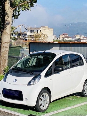 Citroën C-Zero 2012 electric car used, white, 67,000 km