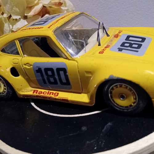 Vintage diecast Bburago Porsche 959 1/24 used