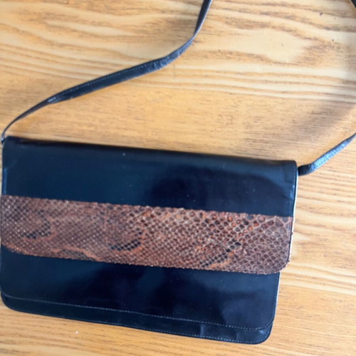 Vintage black python print leather shoulder bag used