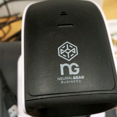 Neural Gear wireless scanner model NG-BARC2DW like new with charging base