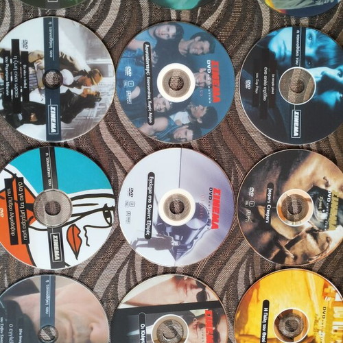 Cinema magazine collectible DVDs with subtitles