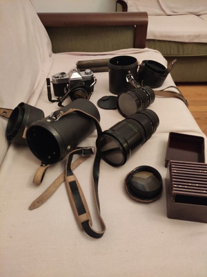 Yashica Japan Camera like new with Russian lenses and leather case