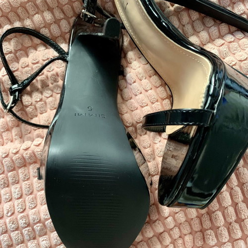 Black sandals like new, size 38