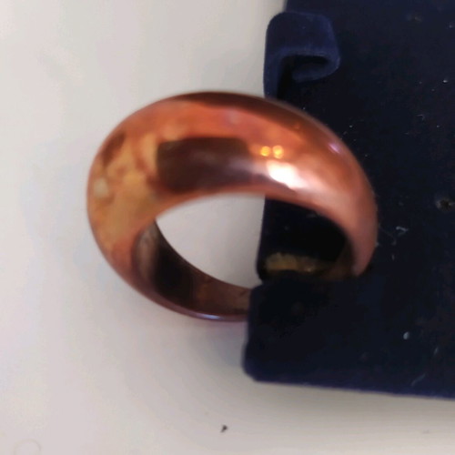 Bubble ring bronze color like new