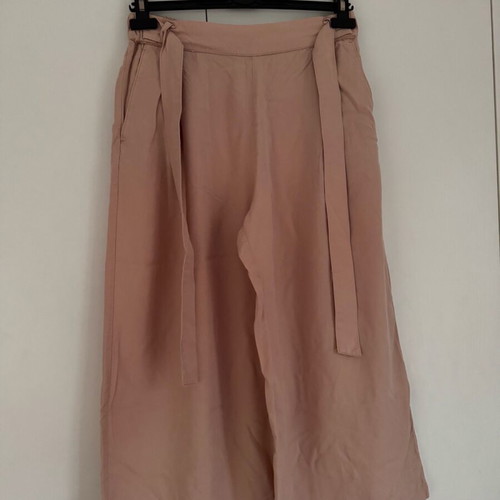 Pull & Bear pants pink like new, size M