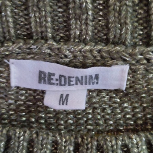 Sweater size M like new, green
