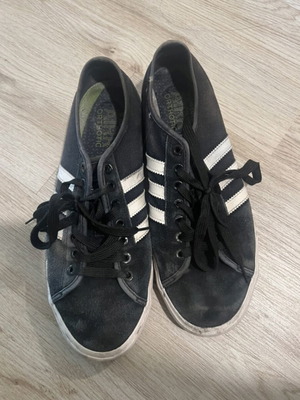 Adidas Matchcourt sneakers size 44 used, black and white
