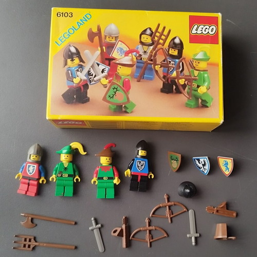 Lego 6103 Castle Mini Figures used, some pieces missing
