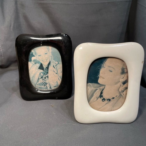 Photo frames used, pack of 2, porcelain, one white one black