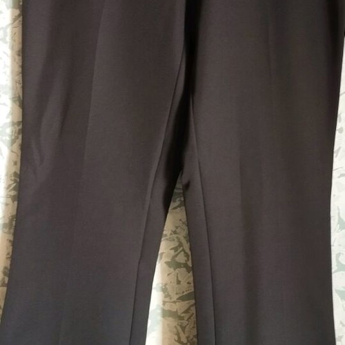 Black elastic pants Please new, size L