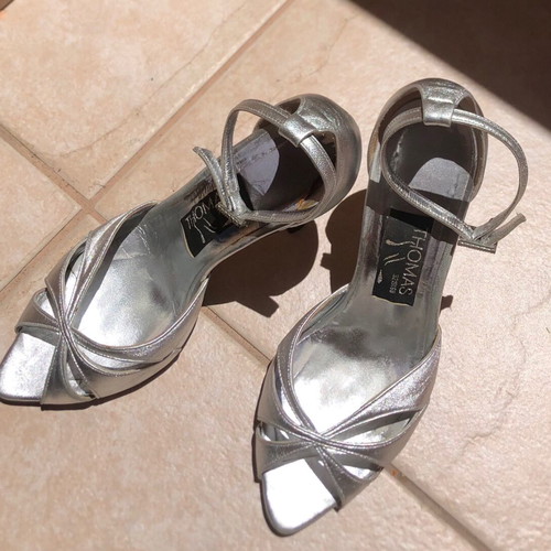 Thomas women's leather silver sandals size 36, like new