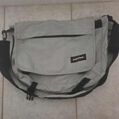 School shoulder bag used, grey with large pocket