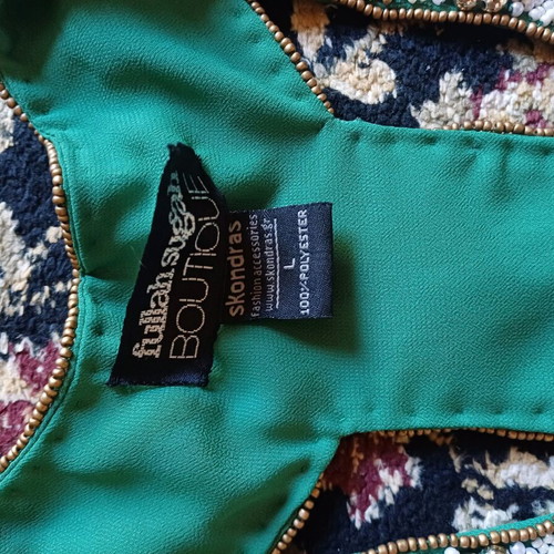 Fullah Sugah top green like new, sizes M and L