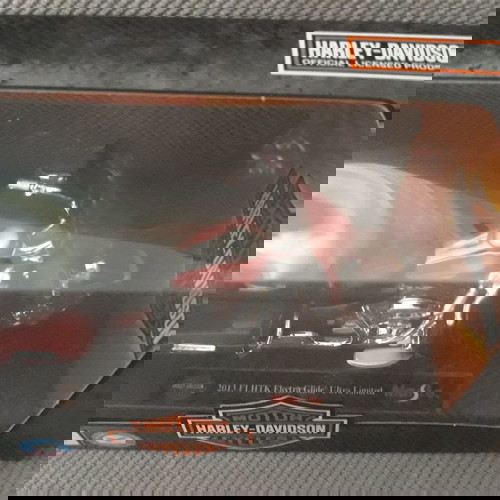 Кола Харли Дейвидсън 2013 FLHTK Електра Глайд 1:18
